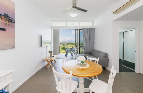 Townsville Apartment | Home To Holiday at Holborn Apartments