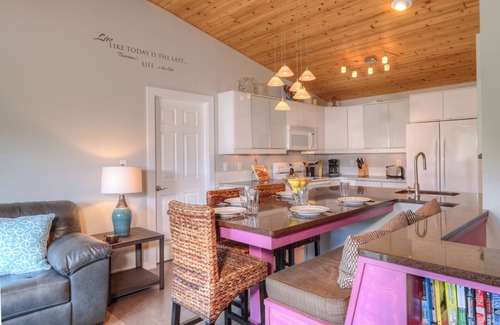 Big Sky House | Home w/hot tub & fireplace close to Big Sky Town Center & Resort - Bright and Beautiful Condo