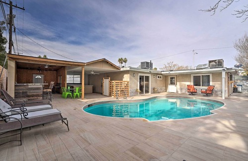 Las Vegas Cottage | Home w/Private Pool - Near Las Vegas Strip!