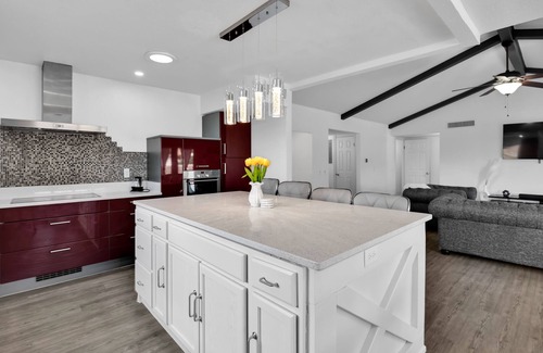 El Paso House | Home with Heated Pool, Hot Tub and Amazing MT View