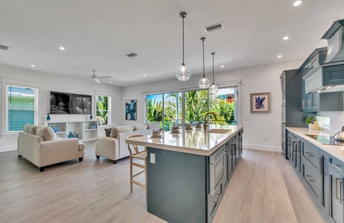 Sarasota House | Home with Waterslide, Heated Pool, Spa, Rooftop, Steps to Beach - Sea The Light