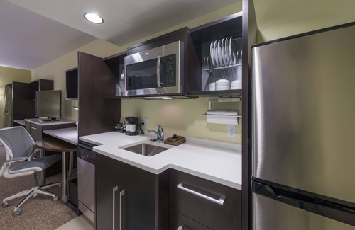 Crossroads Arts District Hotel | Home2 Suites by Hilton Kansas City Downtown