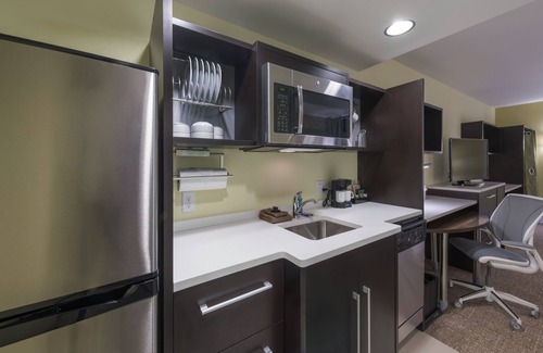 Crossroads Arts District Hotel | Home2 Suites by Hilton Kansas City Downtown