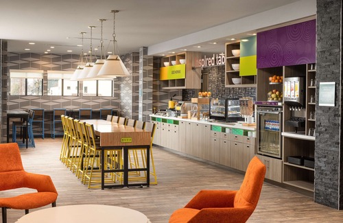 Larkspur Hotel | Home2 Suites by Hilton Bend