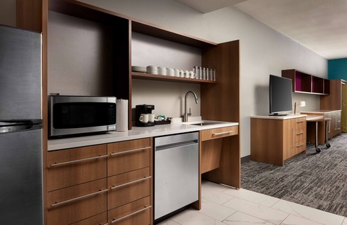 Larkspur Hotel | Home2 Suites by Hilton Bend