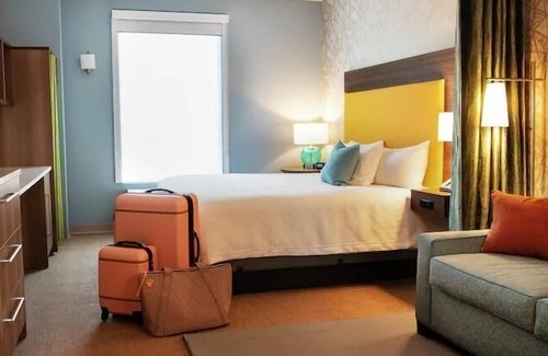 Elkhart Hotel | Home2 Suites by Hilton Elkhart
