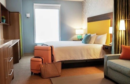 Elkhart Hotel | Home2 Suites by Hilton Elkhart