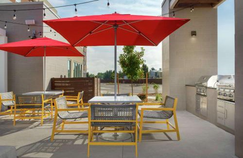 Longmont Hotel | Home2 Suites By Hilton Longmont