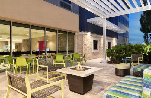 Interchange Square Hotel | Home2 Suites By Hilton Palm Bay I 95