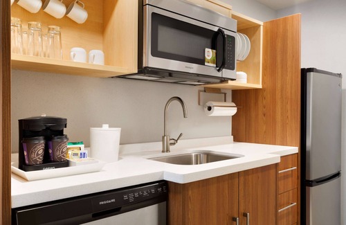 Roanoke Hotel | Home2 Suites by Hilton Roanoke, VA