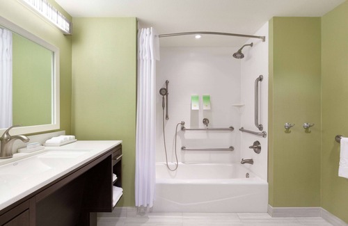 Southcenter Hotel | Home2 Suites by Hilton Seattle Airport