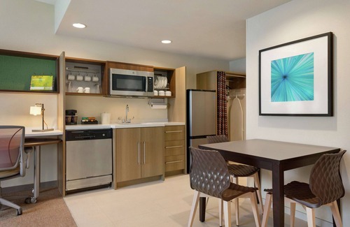 Ballenger Creek Hotel | Home2 Suites by Hilton Frederick