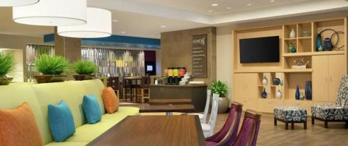 Southeast Pensacola Hotel | Home2 Suites By Hilton Pensacola Airport Medical Center
