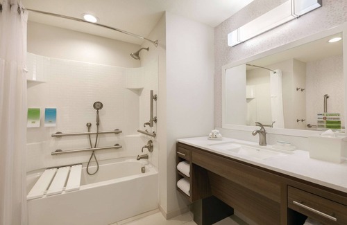 Williamsville Hotel | Home2 Suites by Hilton Williamsville Buffalo Airport