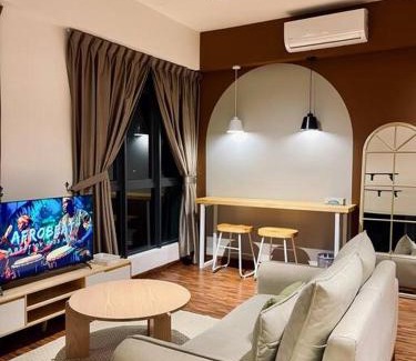 Penampang Apartment | Home4stay Studio