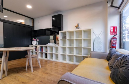 Puerta del Angel Apartment | HOMEABOUT MADRID RÍO APARTMENT