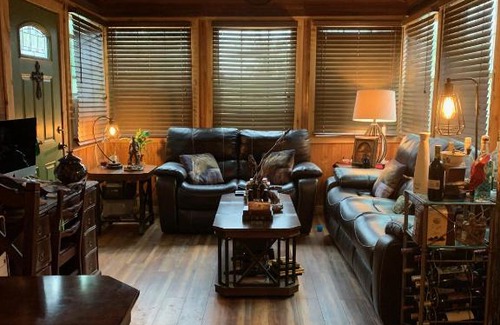 Boerne Other | HomeAway Cabins and Animal Sanctuary