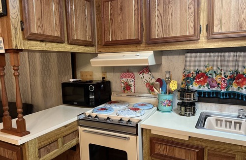 Port Isabel House | HomeAway From Home Cute Park Model.