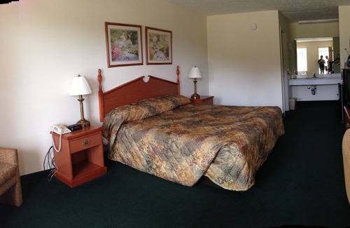 Louisville Hotel | Homegate Inn