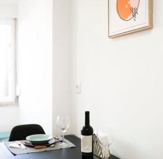 Agualva-Cacem Apartment | HomeHaven