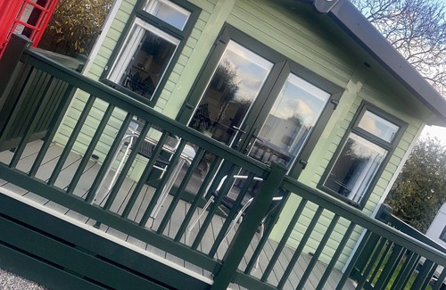 East Drayton Ski Chalet | Homely 2 bed chalet tuxford