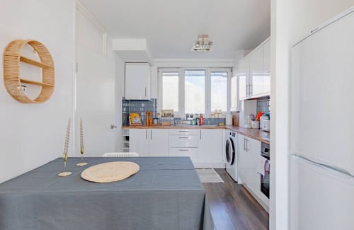 Chaucer Apartment | Homely 4BD House near Tower Bridge and The Shard