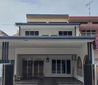 Malacca City House | Homely Homestay Malacca Taman SeaView