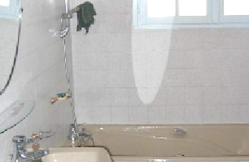 Genouillac House | Homerez - Spacious house for 8 ppl. with terrace at Terres-de-Haute-Charente