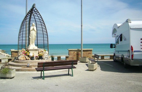 Casalbordino House | Homerez - 3 m away from the beach! Nice house for 5 ppl. at Contrada Termini