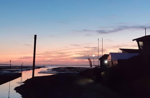 Taussat House | Homerez - 300 m away from the beach! House for 4 ppl. with garden at Lanton