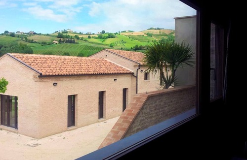 Montalto delle Marche Apartment | Homerez - Appartement for 4 ppl. with shared pool at Montalto delle Marche