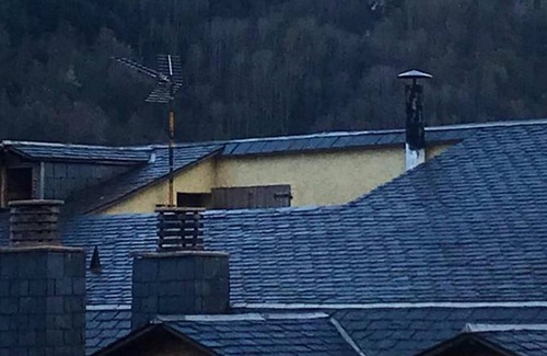 Benasque Apartment | Homerez - Amazing appartement for 4 ppl. with shared pool at Benasque