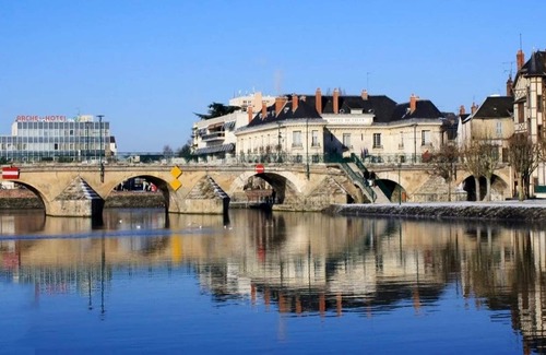 Vierzon Apartment | Homerez - Amazing appartement for 4 ppl. at Vierzon