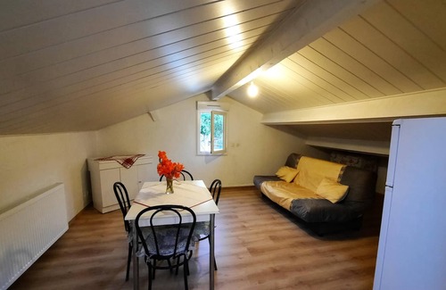 Le Puy-en-Velay Apartment | Homerez - Amazing appartement for 6 ppl. with terrace at Le Puy-en-Velay