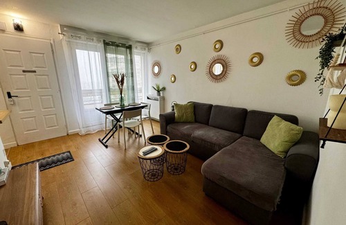 Chateaudun-Bannier Apartment | Homerez - Apartment in Orléans Center