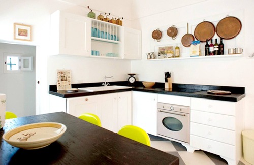 Laureto Apartment | Homerez - Appartement 9 km away from the beach for 8 ppl. with shared pool