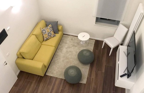 Perugia Apartment | Homerez - Appartement for 6 ppl. with shared pool and garden at Perugia