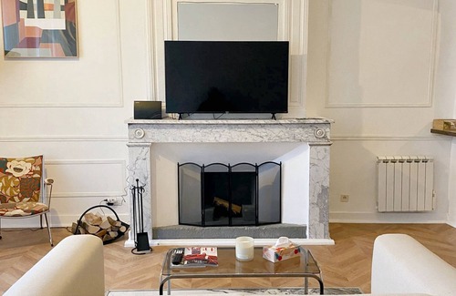 Le Puy-en-Velay Apartment | Homerez - Apt in Le Puy-en-Velay.