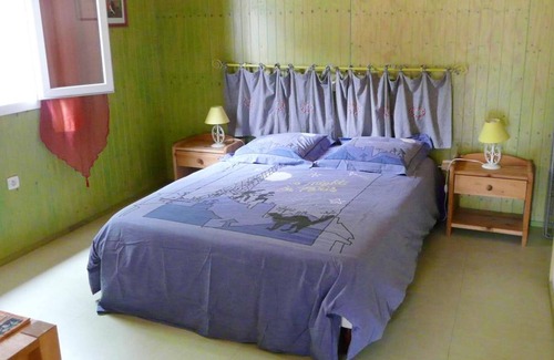 Villabe Ski Chalet | Homerez - Beautiful chalet for 4 ppl. with garden and terrace at Villabé