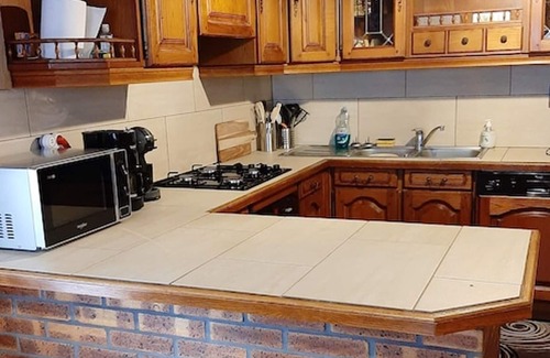 Jezeau House | Homerez - Beautiful house for 6 ppl. with terrace at Jézeau