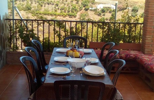 Almachar Villa | Homerez - Big villa 18 km away from the beach for 10 ppl. with swimming-pool