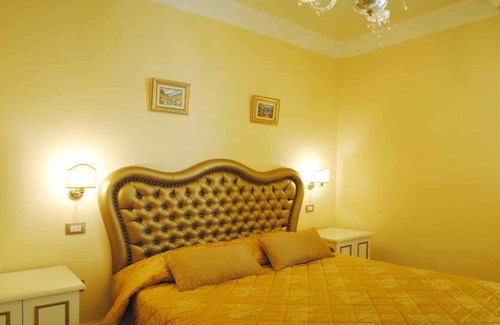 Montelabbate Villa | Homerez - Big villa 13 km away from the beach for 11 ppl. with swimming-pool