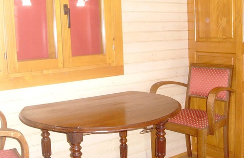 Saint-Pardoux House | Homerez - Bungalow for 4 ppl. with shared pool and terrace at Saint-Pardoux