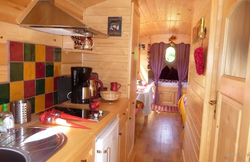 Sedeilhac House | Homerez - Bungalow Sédeilhac garden