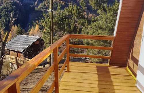 Allos Ski Chalet | Homerez - Chalet in Allos with garden