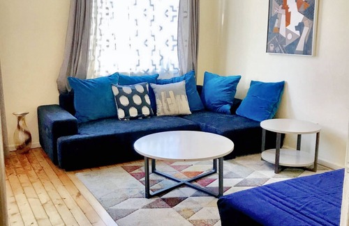 Sofia City Center Apartment | Homerez - Charming Apartment in Sofia, 100m², Balcony