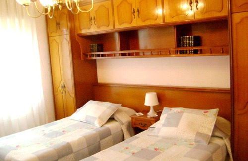 Oviedo City Centre Apartment | Homerez - Comfortable apartment in Oviedo