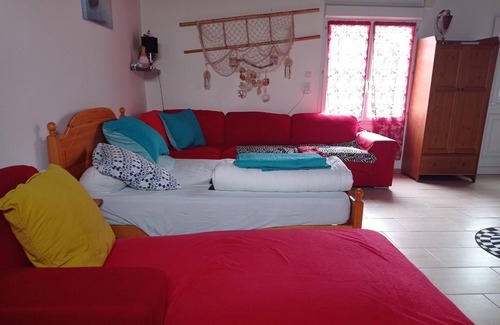 Bergerac Apartment | Homerez - Comfortable studio in Bergerac - 70m² with terrace