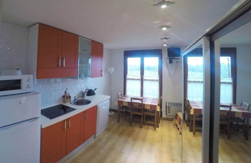 Parres Municipality Apartment | Homerez - Cosy apartment with mountain view in Llanes - 30 m²