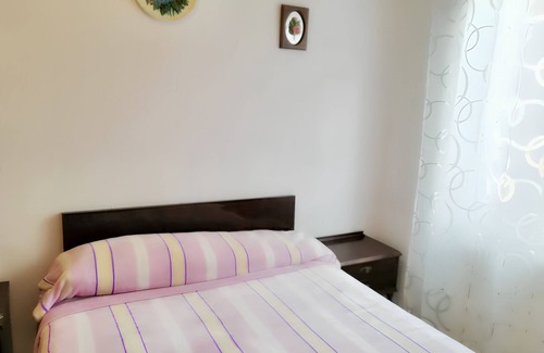 Leon Apartment | Homerez - Cosy apartment with jacuzzi in León, 60 m²